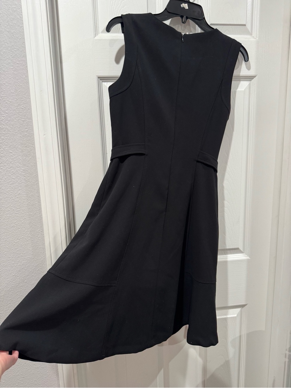Classic Black Sleeveless Sheath Dress with Buckle Detail - Picture 3 of 5